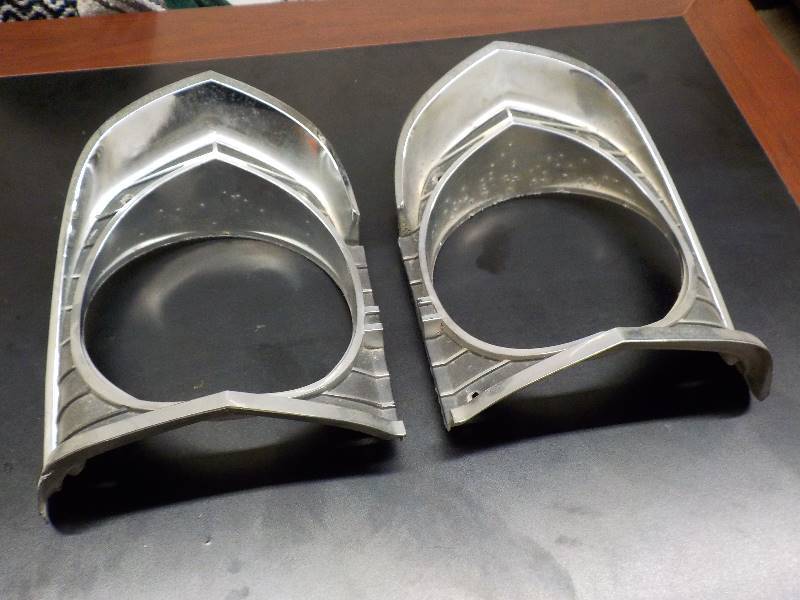 lot 5677 image: 1967 Nova headlight bezels