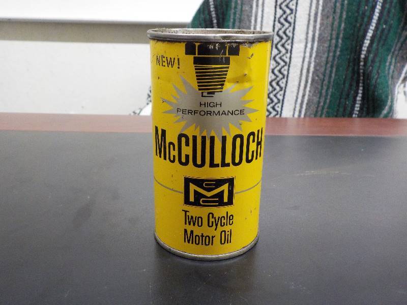 lot 5685 image: McCulloch motor oil can