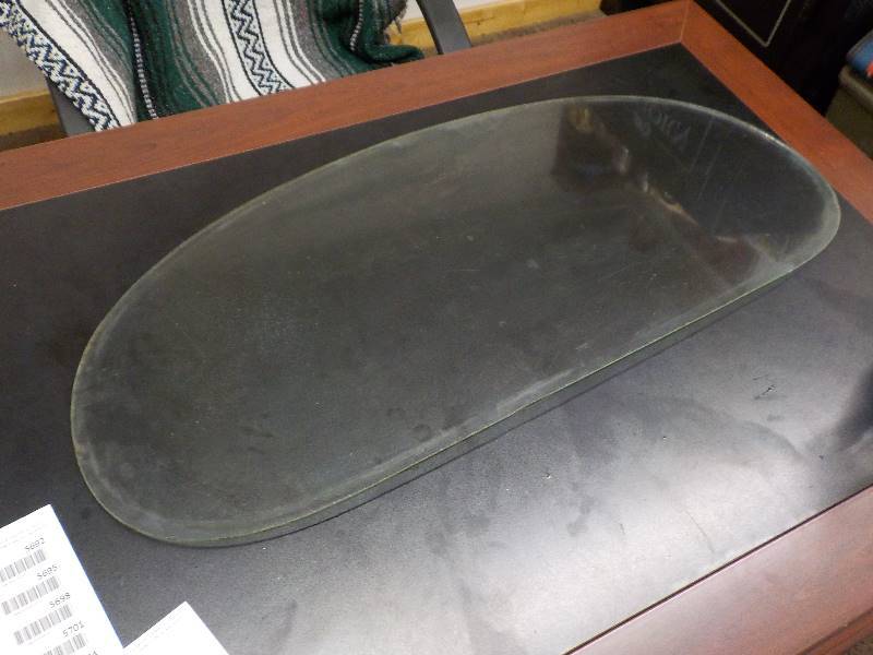lot 5687 image: 1941 ford car back glass