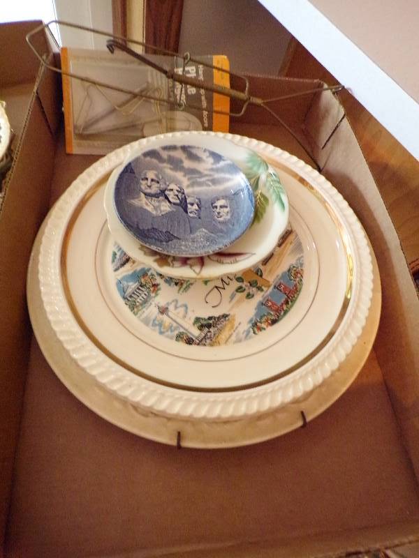 lot 1716 image: Collector Plates
