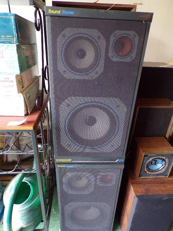 lot 1764 image: Pair of Speakers