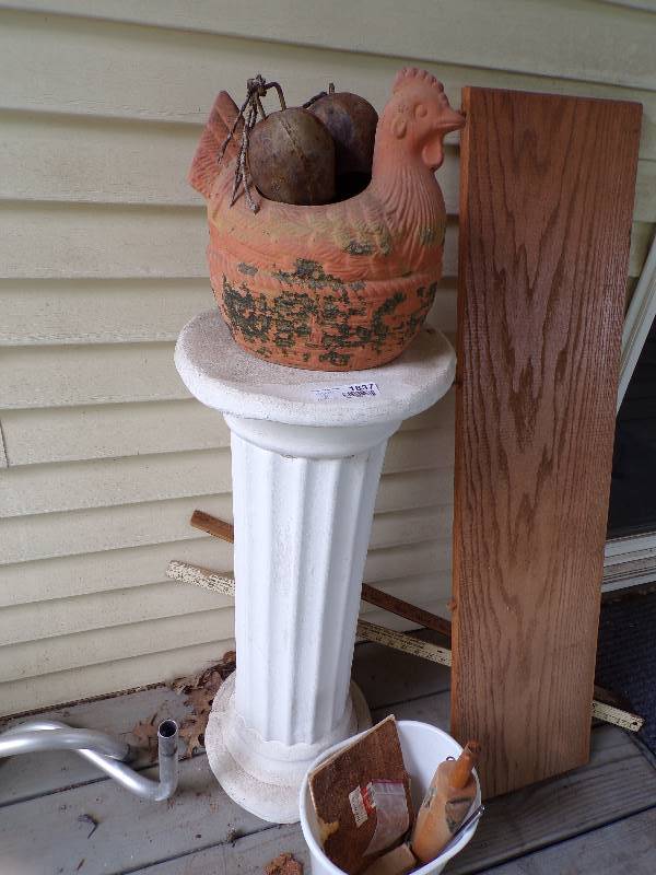 lot 1837 image: Pedestal and Chicken Planter