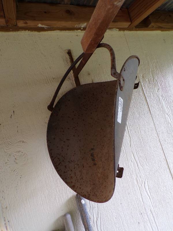 lot 1849 image: Firewood Carrier