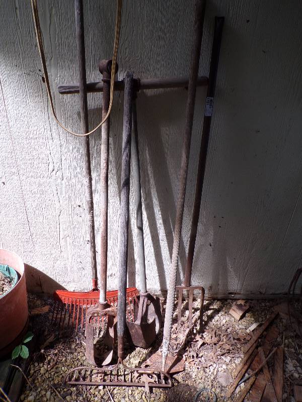 lot 1853 image: Group of Outdoor Tools