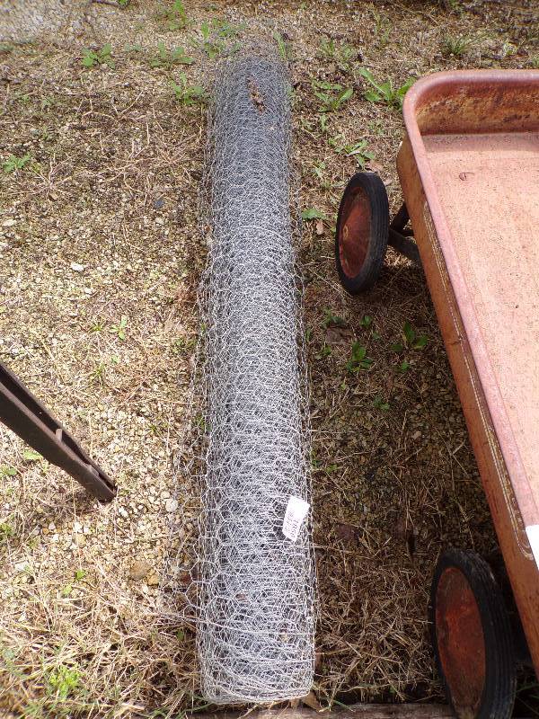 lot 1856 image: Small Role Chicken Wire