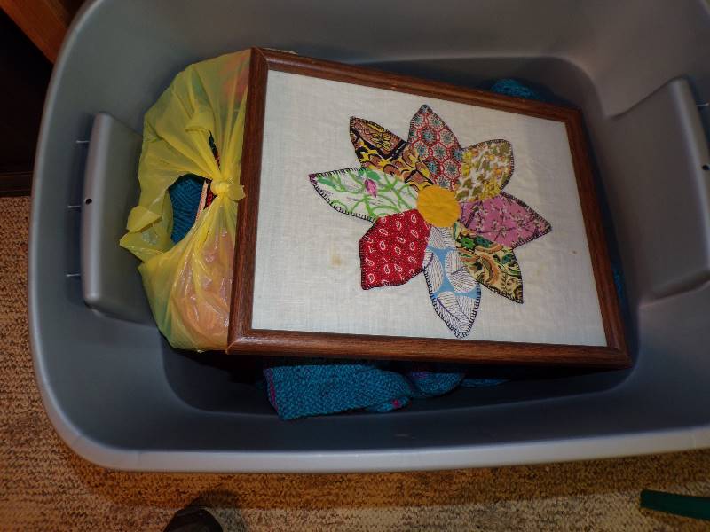 lot 1883 image: Tub of Yarn etc.