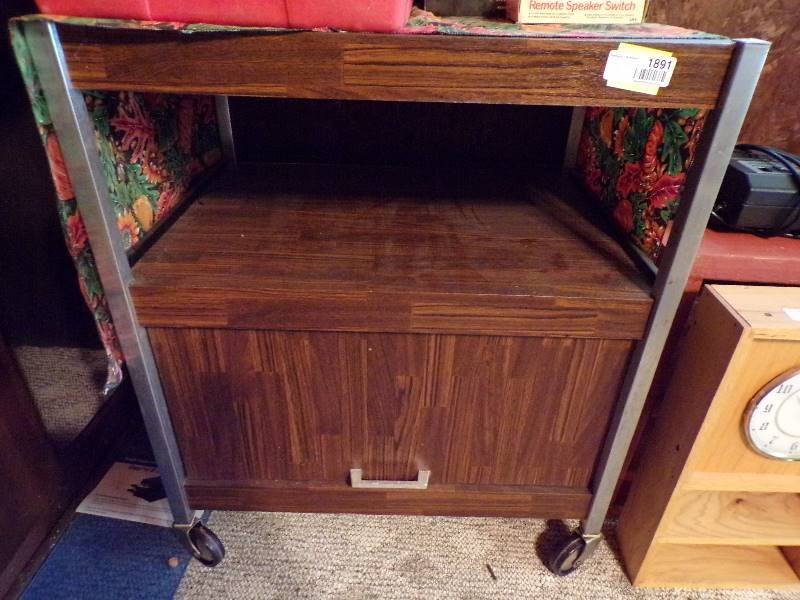 lot 1891 image: Printer Table