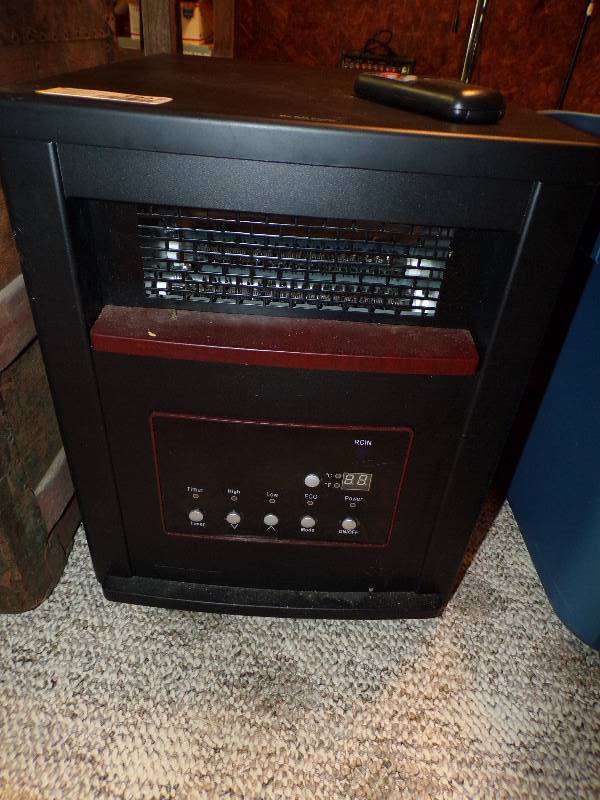 lot 1947 image: Electric Heater wremote