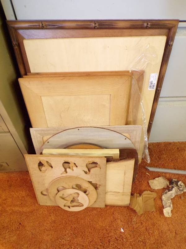lot 1960 image: Wood for Crafting