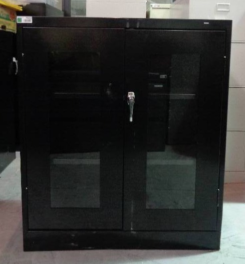 lot 7622 image: Tennsco C-Thru Counter Height Locking Cabinet, Black