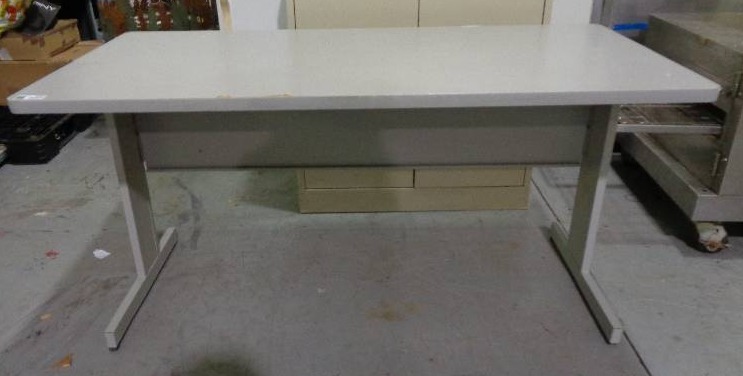 lot 7698 image: Gray Office Desk