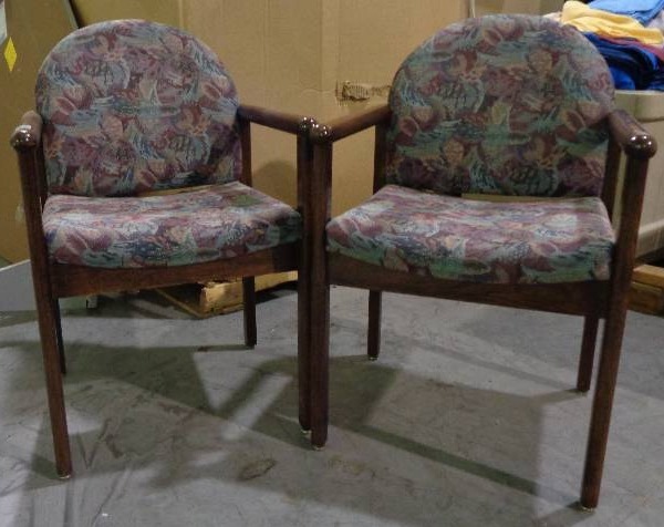 lot 7699 image: Set of 2 Krug Furniture Inc. K2 Arm Chair, Round Arm - Oak Walnut Finish