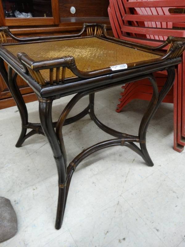 lot 1444 image: wicker side table - 28x24x24