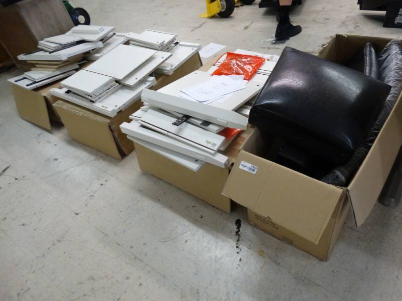 lot 1464 image: 4 boxes of furniture thats needs put together & 2 drawer dresser