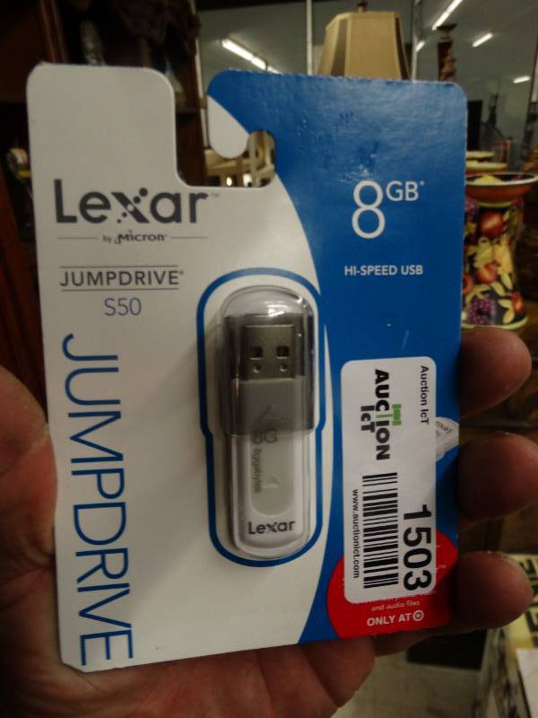 lot 1503 image: New- Lexar 8GB jumpdrive