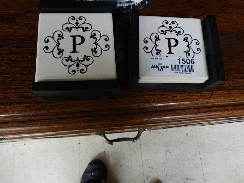 lot 1506 image: 2 P coaster sets