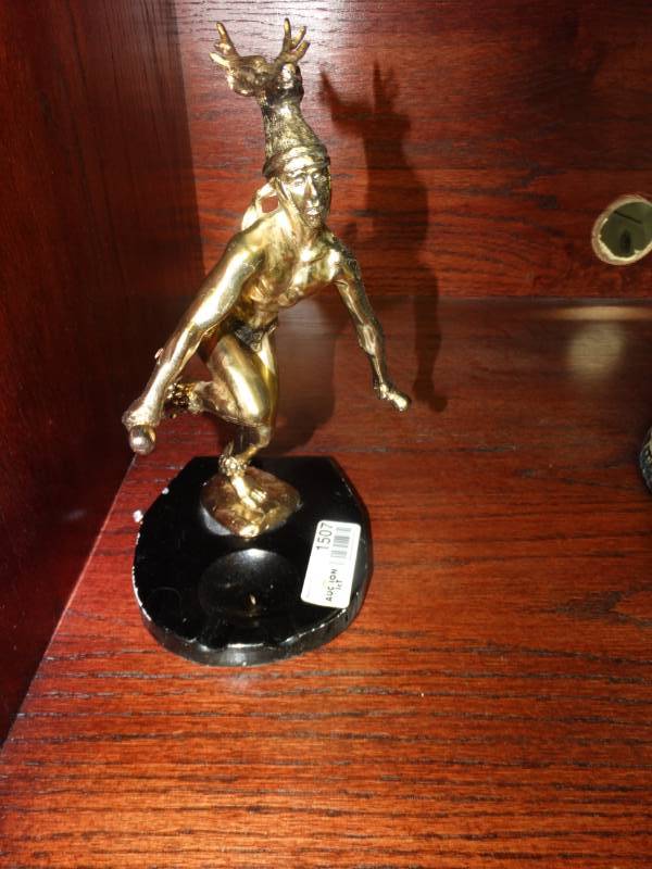 lot 1507 image: Brass Native Dancer on Marble cigar tray- 11 tall