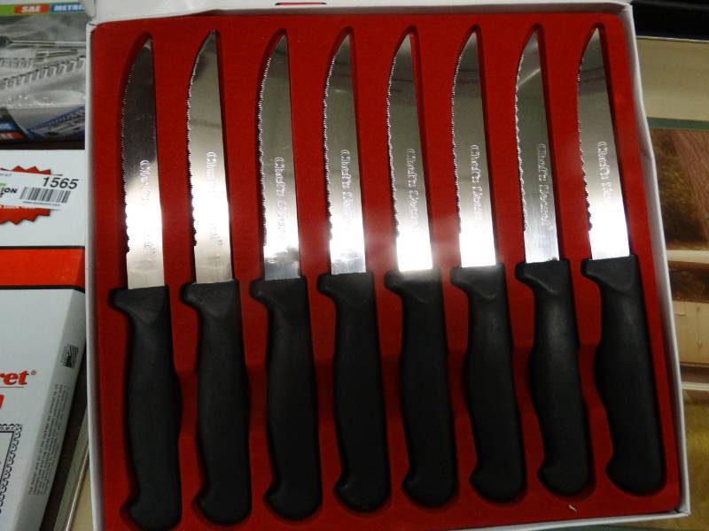 lot 1565 image: Chefs secret steak knife set in box