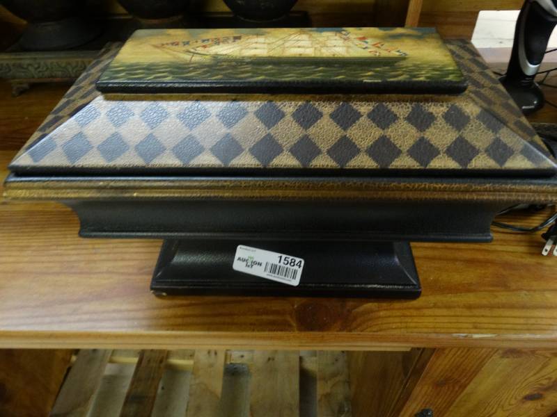 lot 1584 image: Awesome lidded box w sailboat painted on top