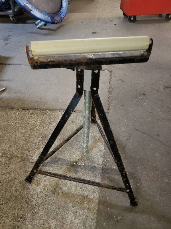 lot 1370 image: Support Stand