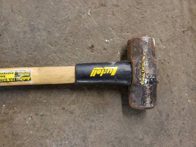 lot 1378 image: Ludell 8lb Sledge Hammer
