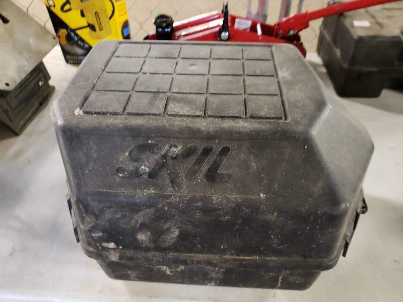 lot 1387 image: SkilSaw 7 14 Circular Saw in Case