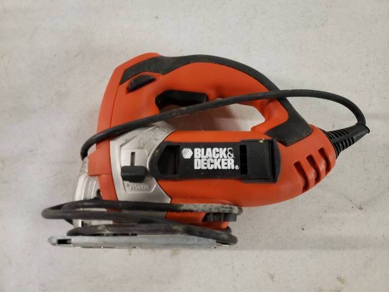lot 1399 image: Black and Decker Electric Jig Saw
