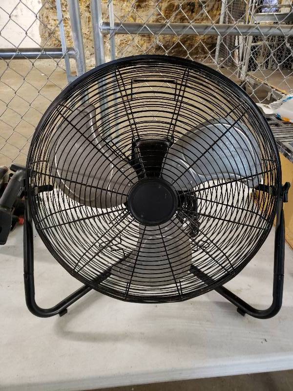 lot 1401 image: Nice Shop Fan