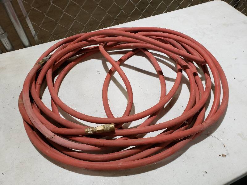 lot 1414 image: 25Ft Air Hose