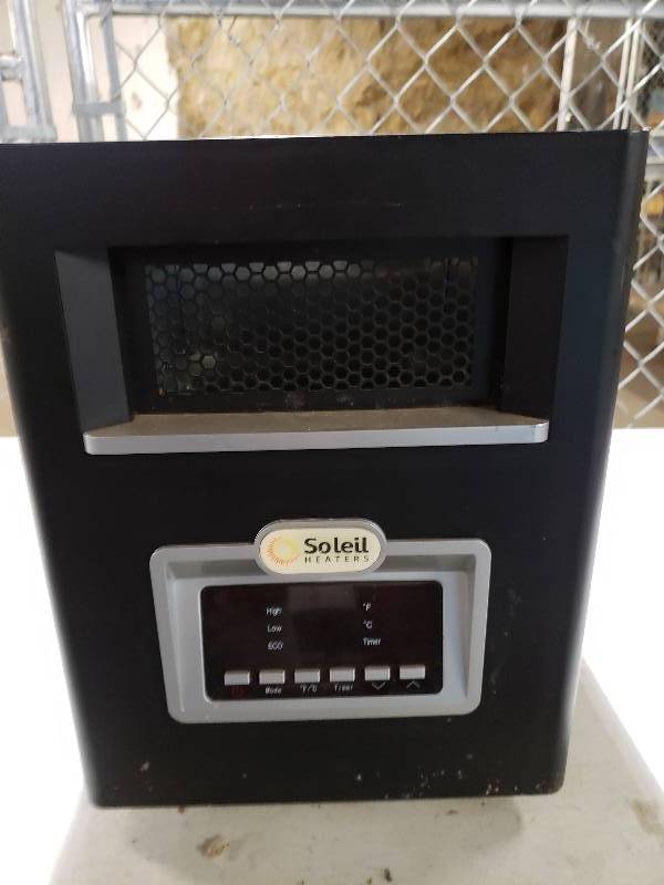 lot 1416 image: Soleil Infarred Heater