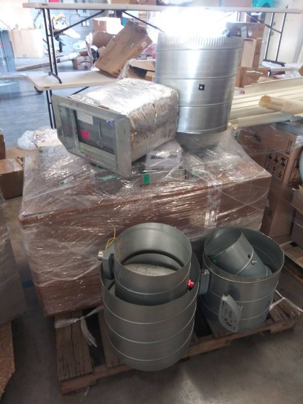 lot 4614 image: Pallet of Misc. HVAC Items