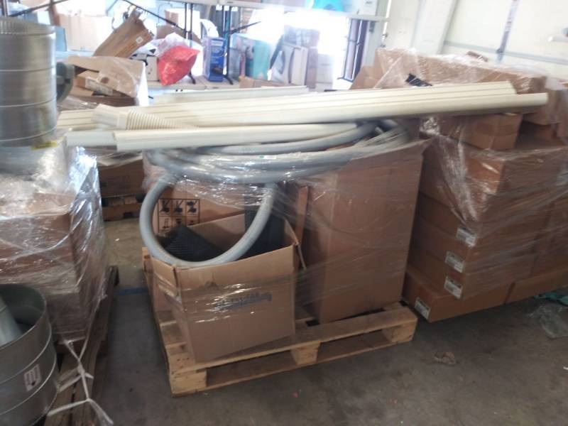 lot 4615 image: Pallet of Misc. HVAC Items