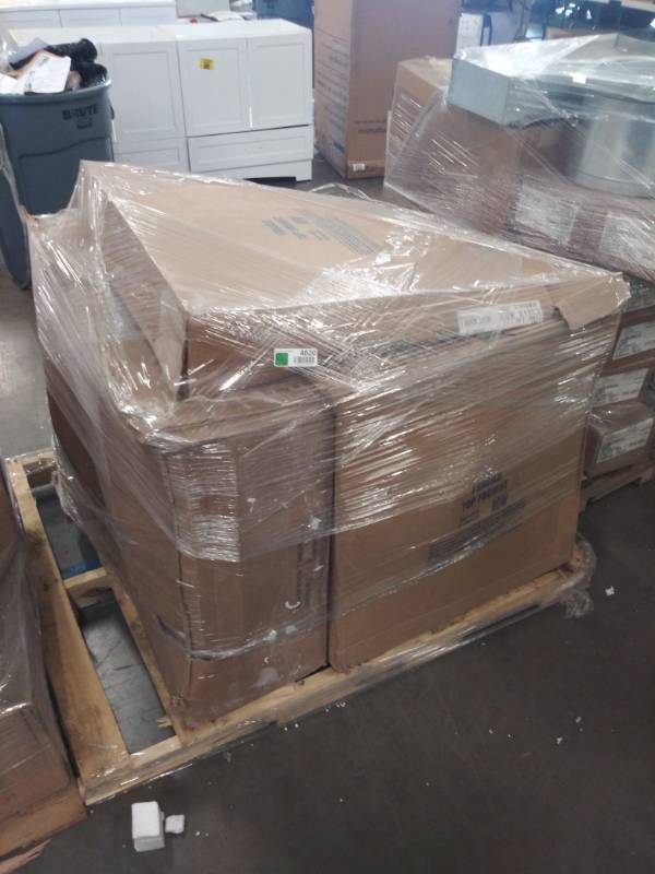 lot 4620 image: Pallet of Misc. HVAC Items