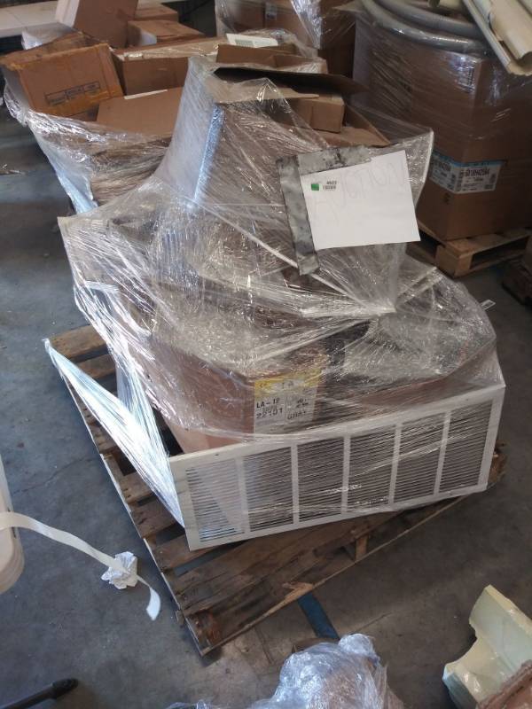 lot 4622 image: Pallet of Misc. HVAC Items