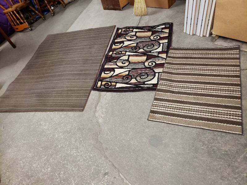 lot 1491 image: Lot of 3 Area Rugs