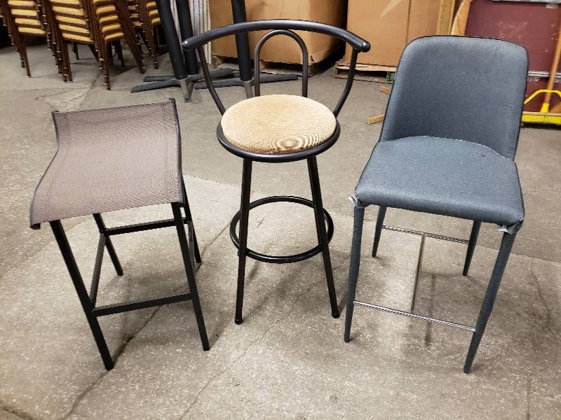 lot 1515 image: Lot of 3 Different Chairs