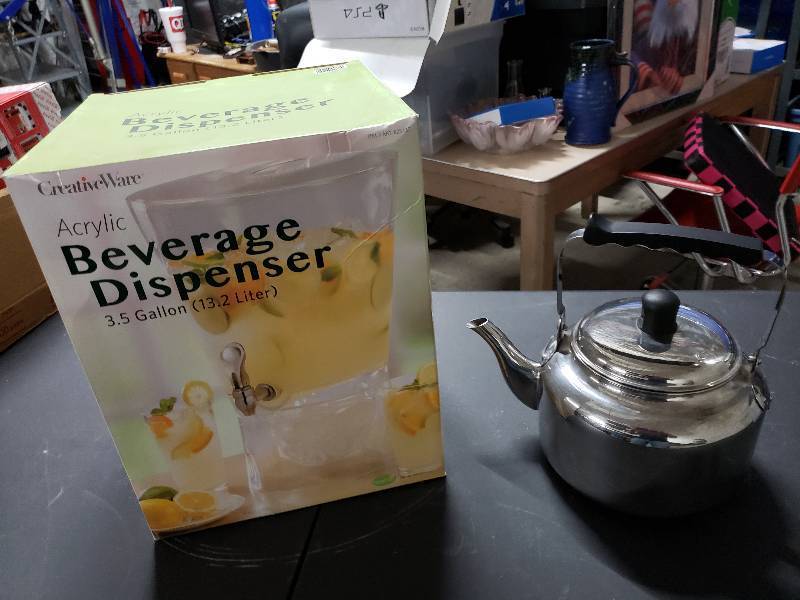 lot 9360 image: Beverage Dispenser and Tea Kettle