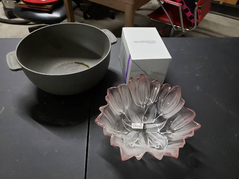 lot 9361 image: Waterford Crystal Vase, Mikasa Bowl and Big Pot