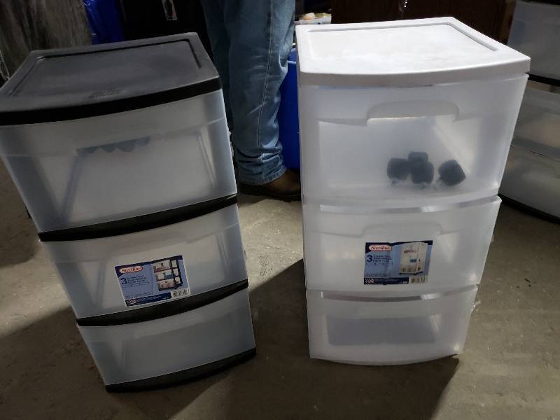lot 9378 image: Lot of 2 Steralite 3 drawer Rolling Storage Totes