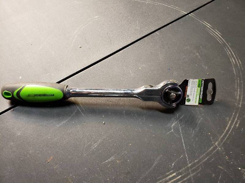 lot 9322 image: Pittsburgh Pro 12 Drive Quick Release Swivel Head Ratchet