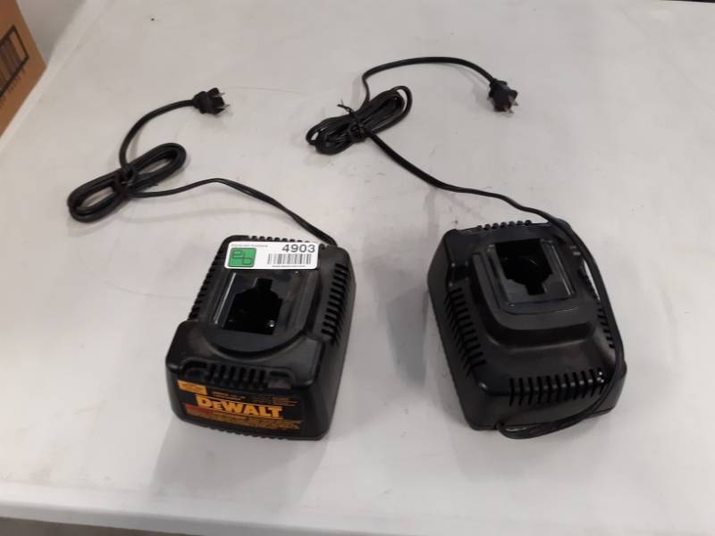 lot 4903 image: SET OF TWO DW9116 7.2-Volt to 18-Volt Pod Style 1 Hour Battery Chargers