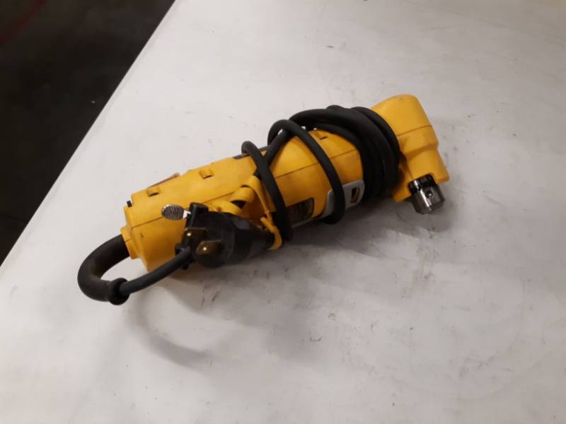 lot 4927 image: DW160V 38 (10MM) VSR RIGHT ANGLE DRILL