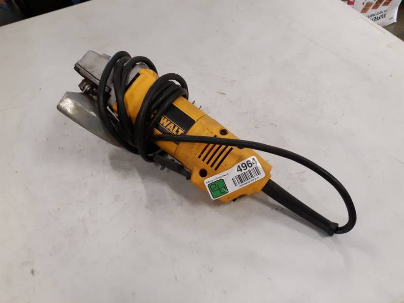 lot 4964 image: DWE402 4-12 (115MM) SMALL ANGLE GRINDER