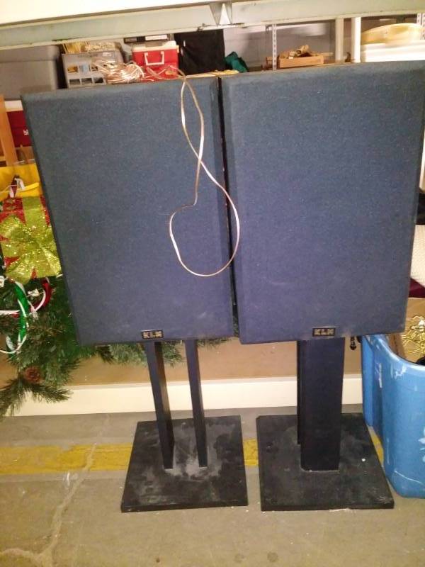 lot 7197 image: 2 KLM speakers.