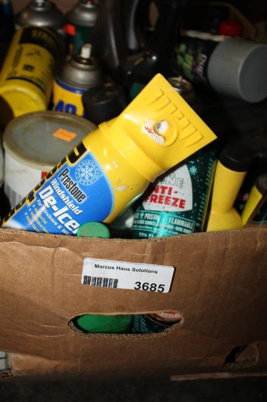 lot 3685 image: Box of Garage Chemicals, Oils, Cleaners, etc.