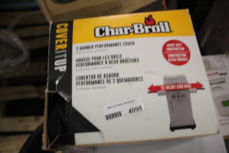 lot 4098 image: Char-Broil Cover
