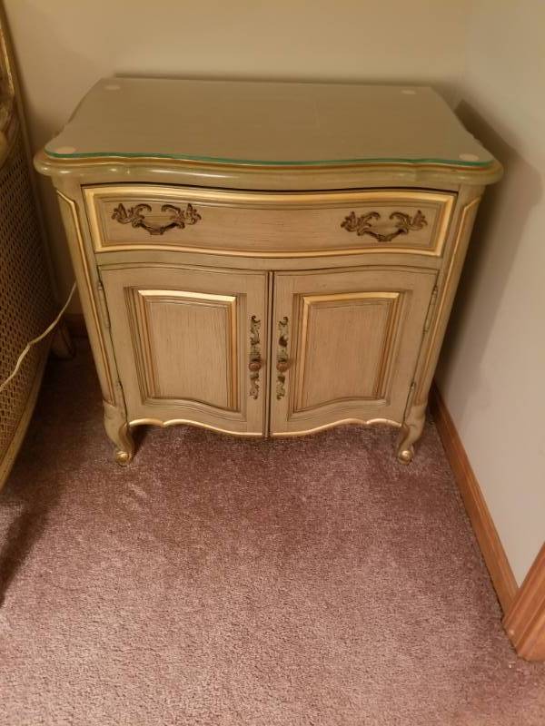 lot 14 image: Continental Furniture Company French Style Vintage French Provincial Single Drawer, Two Door, Night Stand w Glass Top