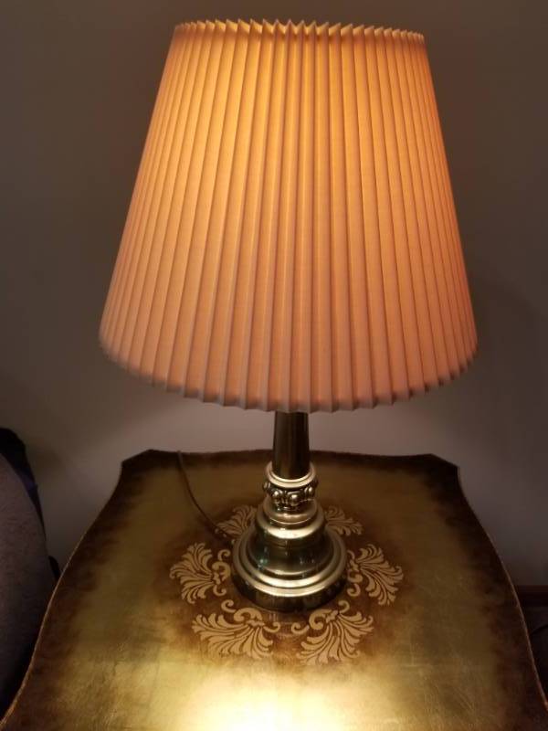 lot 23 image: Brass Electric Table Lamp w Pleated Shade