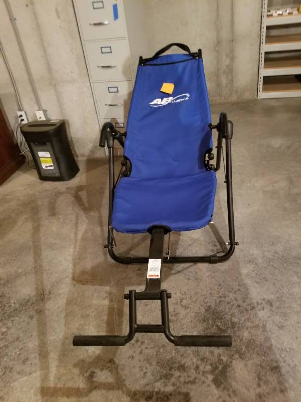 lot 101 image: AB Lounger Chair