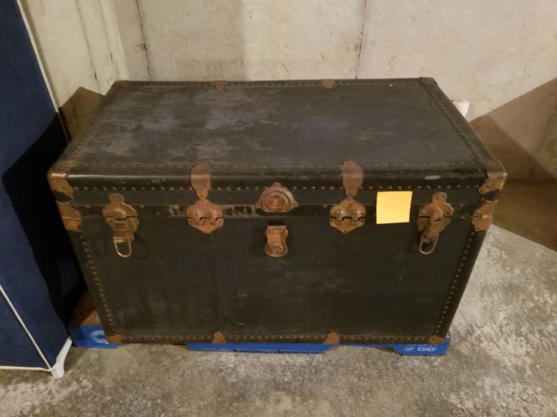 lot 109 image: Storage Trunk